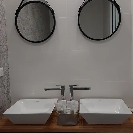 Asinerie Kuleni Ponteilla